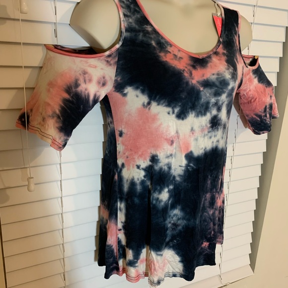 NWT Simply Southern Blouse - Picture 2 of 5